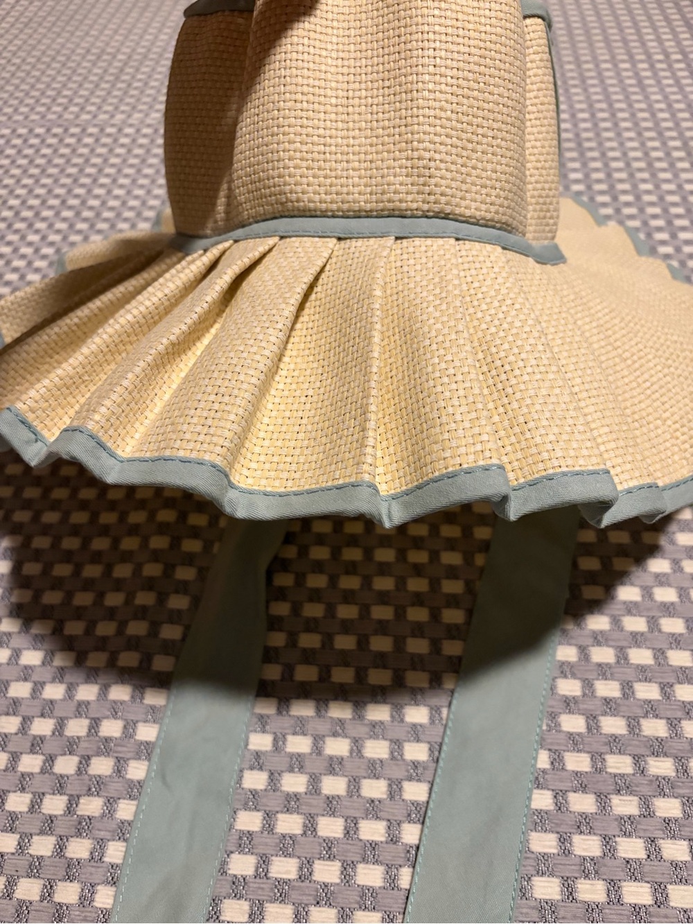 Pleated sun hat - Picture 2 of 3
